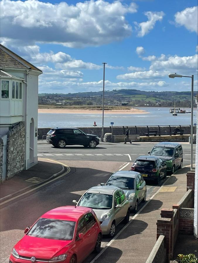 Seaview Apartment With Parking Exmouth Luaran gambar